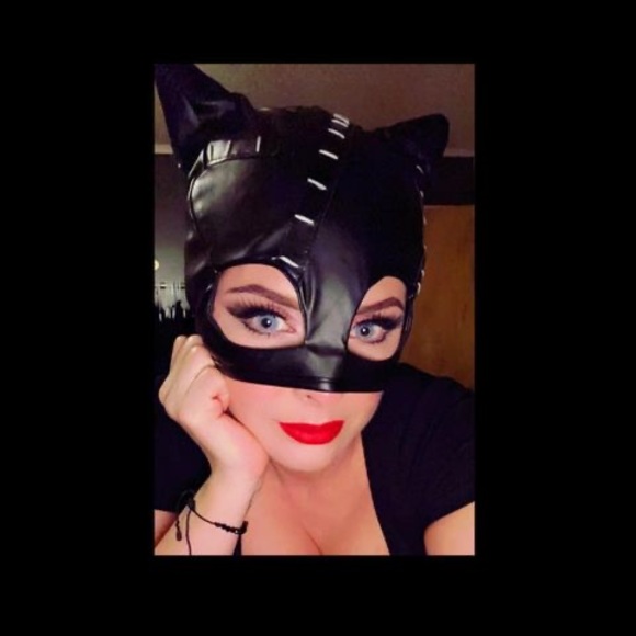 Meet your Posher, Sandra - Picture 1 of 1